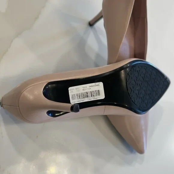 KARL LAGERFELD PARIS The Royale Leather Pumps - Picture 5 of 5